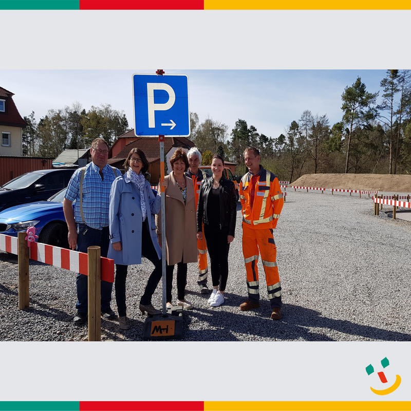 Neuer Parkplatz bei der Stadthalle f&uuml;r Besucher und Eltern
