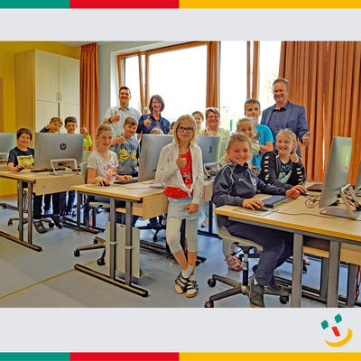 Bild vergrern: Der EDV-Raum in der Maximilian-Grundschule Maxhtte-Haidhof wurde neu ausgestattet.
