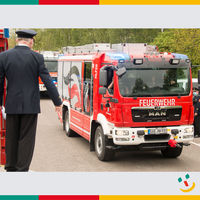 Bild vergrern: Die Freiwillige Feuerwehr Maxhtte-Winkerling war in Vertretung der Freiwilligen Feuerwehren Leonberg, Menerskreith, Pirkensee und Ponholz zur Parade angetreten.
