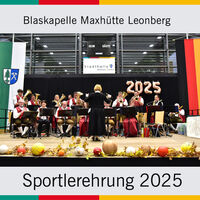 Bild vergr��ern: Das Bild zeigt die Blaskapelle Maxh�tte Leonberg unter der Leitung von Regina Sturm bei der Sportlerehrung 2025: Danke f�r die wunderbare musikalische Begleitung.