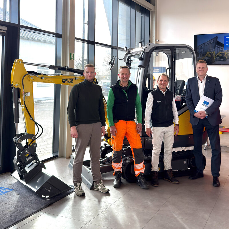 Bauhof  erh&auml;lt neuen Mini-Bagger