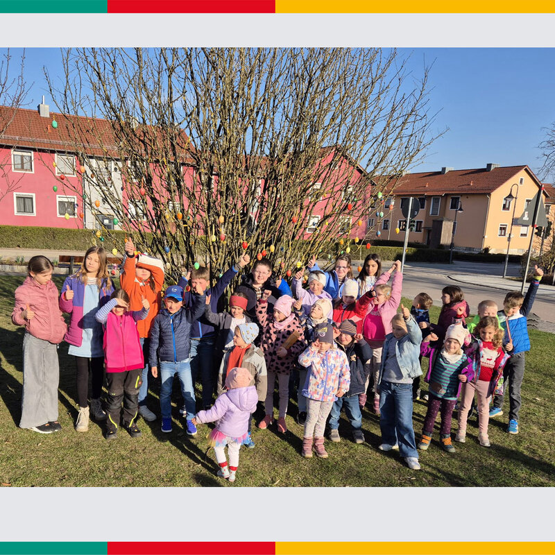 Osteraktion am Rathaus mit Kinderkino