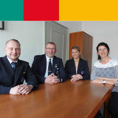 Bild vergr��ern: Das Bild zeigt von links 2. Vostand Christoph Rupprich, 1. Vostand Alois Jobst, 3. Vositzende Monika G�rtler und Erste B�rgermeisterin Dr. Susanne Plank