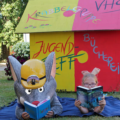 Bild vergr��ern: Sommerleseclub 2016 mit der MAXI-Maus