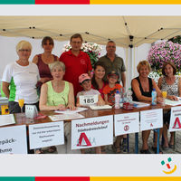 Bild vergr��ern: St�dtedreieckslauf 2016 - die Helfer um Dieter Sommer (Dritter von links stehend)